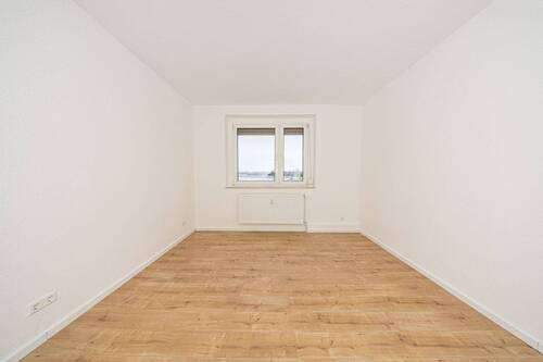 Wohnzimmer - 3 Zimmer Etagenwohnung in Borna