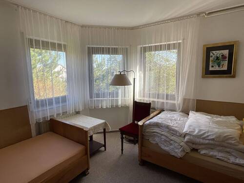 Zimmer Mittelgeschoss - 