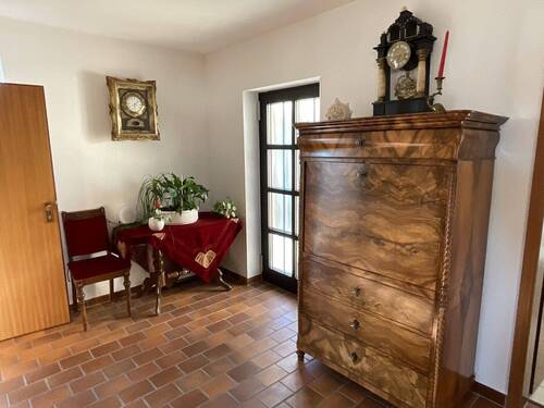 Flur Obergeschoss - 8 Zimmer Einfamilienhaus zum Kaufen in Bad Kissingen