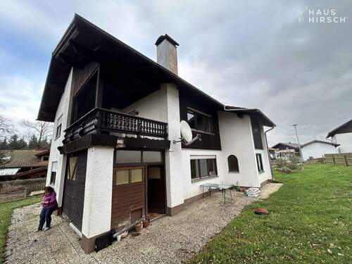 Außen - 6 Zimmer Einfamilienhaus zum Kaufen in Arrach