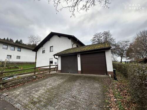 Außen - 6 Zimmer Einfamilienhaus in Arrach