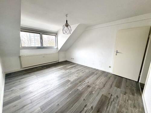 Schlafzimmer - 2 Zimmer Etagenwohnung in Kaiserslautern