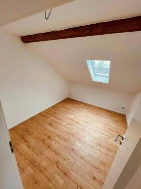 Schlafzimmer-1 - Etagenwohnung mit 74,40 m&sup2; in Maxhütte-Haidhof zur Miete