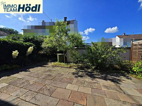 Terrasse und Gartenanteil - 
