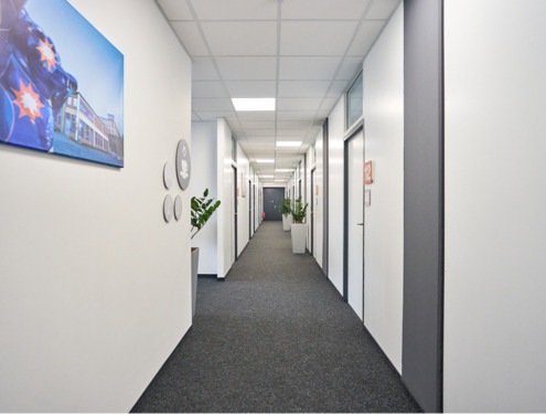 Flur - Büro mit 27,60 m&sup2; in Fellbach zur Miete