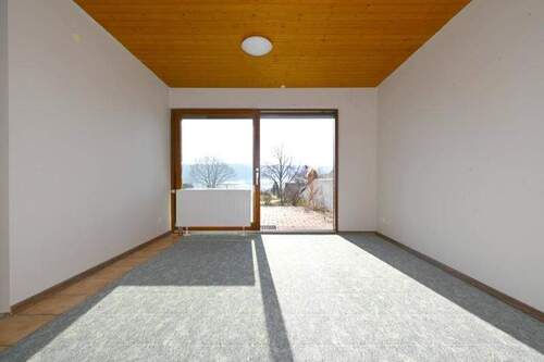 Zimmer Einliegerwohnung - Reihenmittelhaus mit 171,00 m&sup2; in Simmozheim zum Kaufen