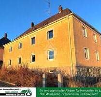 Zentral gelegenes MFH - Vier Wohneinheiten mit Potential - Selb