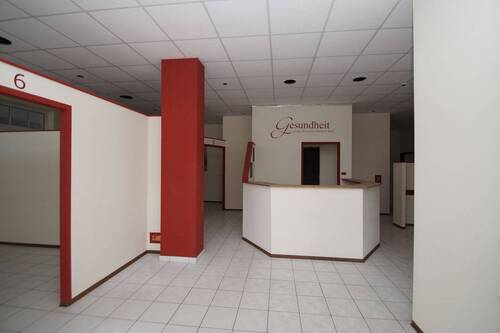 Empfangsbereich - Büro mit 216,00 m&sup2; in Dessau-Roßlau zur Miete