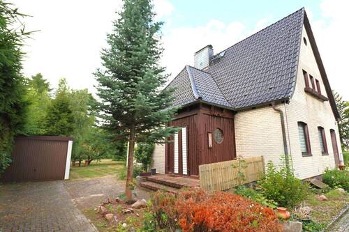 Ansicht Einfahrt - 4 Zimmer Einfamilienhaus zum Kaufen in Demmin