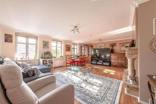 Wohnzimmer / Wohnung 2 - Mehrfamilienhaus, Wohnhaus mit 506,00 m&sup2; in Gransee zum Kaufen