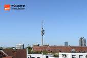 Ausblick - Erstbezug nach Sanierung: Premium Wohnung in Schwabing mit Südwest-Loggia und Traumblick
