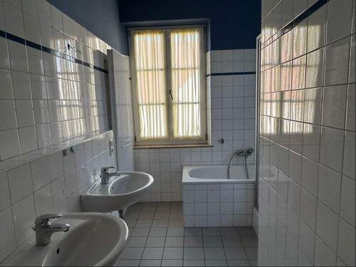 Badezimmer im Obergeschoss - 