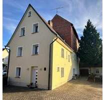 Gepflegtes EFH mit über 1.000 m² Grundstück, Scheune und Ausbaureserve - Schlüsselfeld