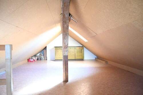 Ausgebaute Dachbühne - 