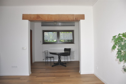 Blick in Essbereich/Küche - 