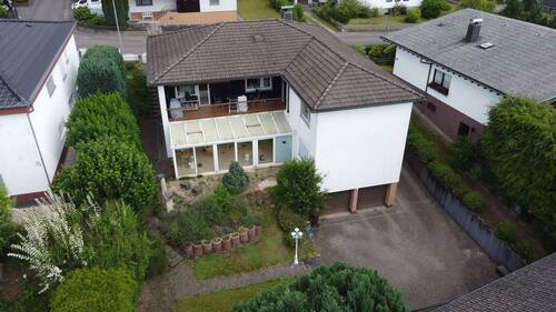 Vogelperspektive - 7 Zimmer Einfamilienhaus zum Kaufen in Ruppertsweiler
