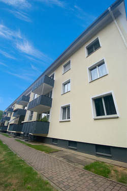 Außenansicht - Attraktive 4-Zimmer-Dachgeschosswohnung in ruhiger Lage