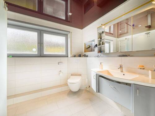 Badezimmer OG Ansicht 2 - 