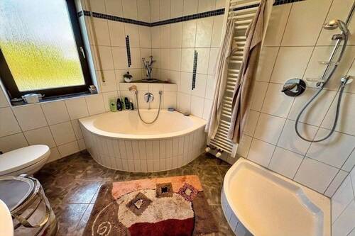 Bad im Erdgeschoss - 
