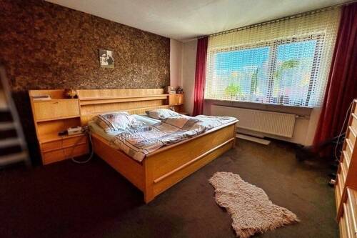 Schlafzimmer im Erdgeschoss - 