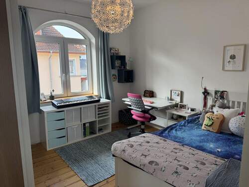 Schlafzimmer 2 vorne rechts - 