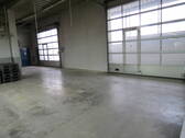  Sektionaltore Zugang zu Halle 1, 2 ,3, 4 + Rampe - 