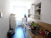 Küche mit Küchenzeile - 4 Zimmer Etagenwohnung in Nürnberg