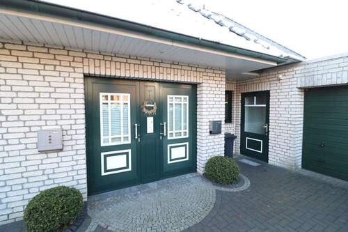 Bild - 8 Zimmer Einfamilienhaus zum Kaufen in Cloppenburg