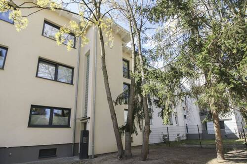 Außenansicht - Moderne 2-Zimmer-Wohnung mit Balkon & offenem Wohnkonzept - sofort bezugsfrei in Reinickendorf