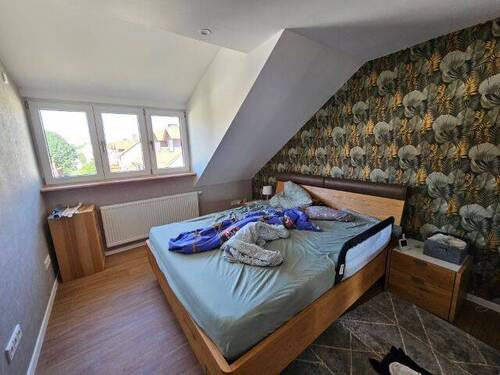 Schlafzimmer 2 OG - 