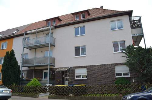 Objektansicht - Große 3-Raum Wohnung in Oststadt mit Balkon zu vermieten