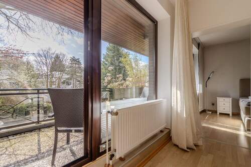 Blick Balkon + Schlafzimmer - 