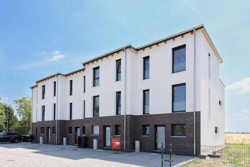 Referenz Lindenallee 1. Bauabschnitt - 6 Zimmer Reihenmittelhaus in Markranstädt