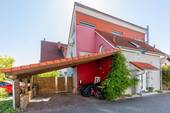 Aussenansicht - Stilvoll. Ruhig. Besonders. - Ihr neues Familienhaus mit Kamin, offenem Wohnkonzept und Gartenidylle
