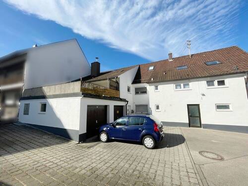 Südansicht - Einfamilienhaus mit 304,00 m&sup2; in Neu-Ulm zum Kaufen