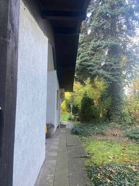 Seitenbereich rechts dann Hanglage - 