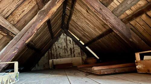 Blick auf den Dachboden - 