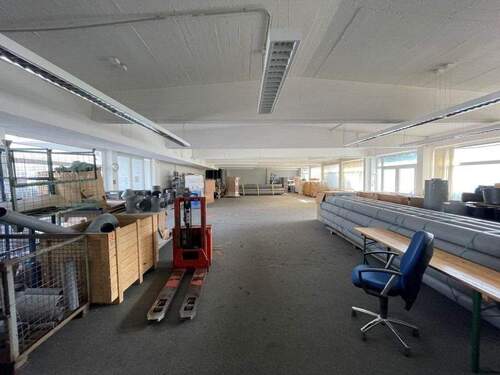 IMG_4014 - Halle in Langenfeld zur Miete