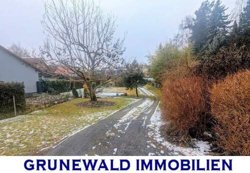 Ansicht - Bauträgerfrei - großzügiges Grundstück in ruhiger Seitenstraße.