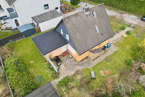 Luftaufnahme Rück-/Seitenansicht - Einfamilienhaus mit 112,00 m&sup2; in Bremerhaven zum Kaufen