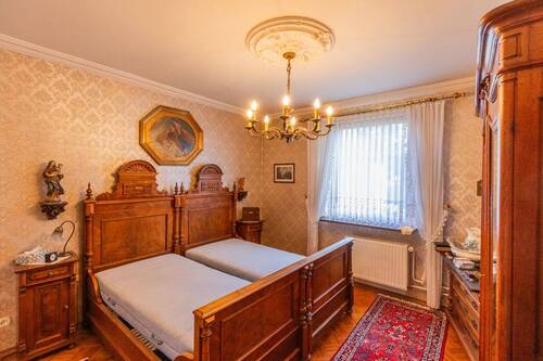 Schlafzimmer 1. OG_Vorderhaus - 
