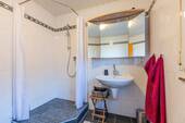 Badezimmer 1. OG_Hinterhaus - 