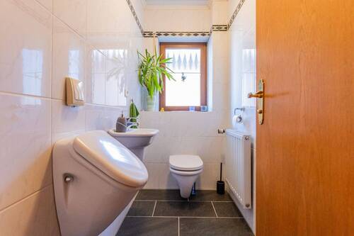 WC 1.OG_Hinterhaus - 