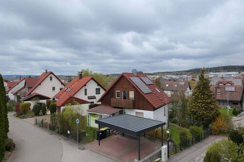 Haus - Freistehendes Traumhaus in Althengstett - Platz für Familie & Zukunft 