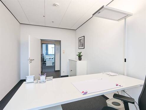 Büro - Stilvolle Büros, Pauschalmiete, Empfang, Loungezugang, monatlich kündbar