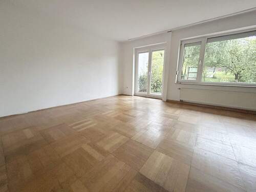 Wohnzimmer - Reihenmittelhaus mit 128,20 m² in Feuchtwangen zum Kaufen