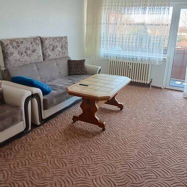 Wohnzimmer - Etagenwohnung mit 66,10 m&sup2; in Haan zum Kaufen