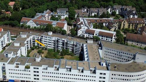Mit 2 Balkonen ... - 3 Zimmer Etagenwohnung in Nürnberg