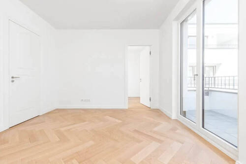 Bild 2 - 4 Zimmer Etagenwohnung zum Kaufen in Berlin