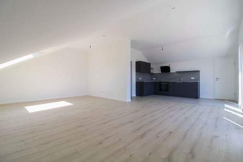 Wohnzimmer - Einfamilienhaus in Goldbach zum Kaufen